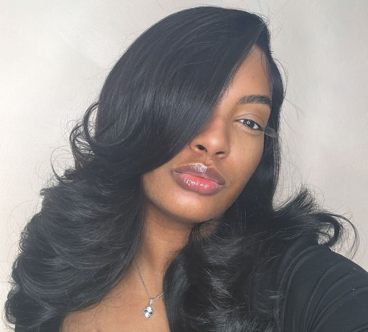 JOYA UNIT | 6x6 HD LACE CLOSURE GLUELESS WIG